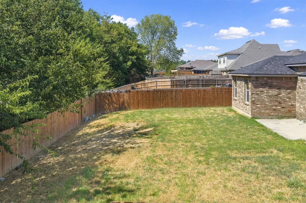 4702 Lake Shore Drive Ardmore, OK 73401