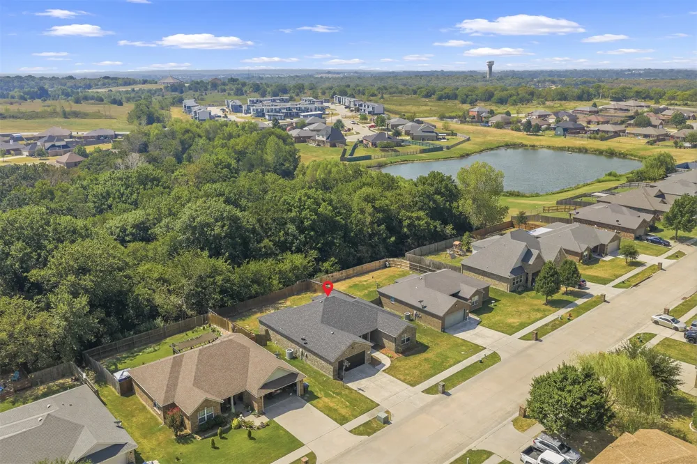 4702 Lake Shore Drive Ardmore, OK 73401