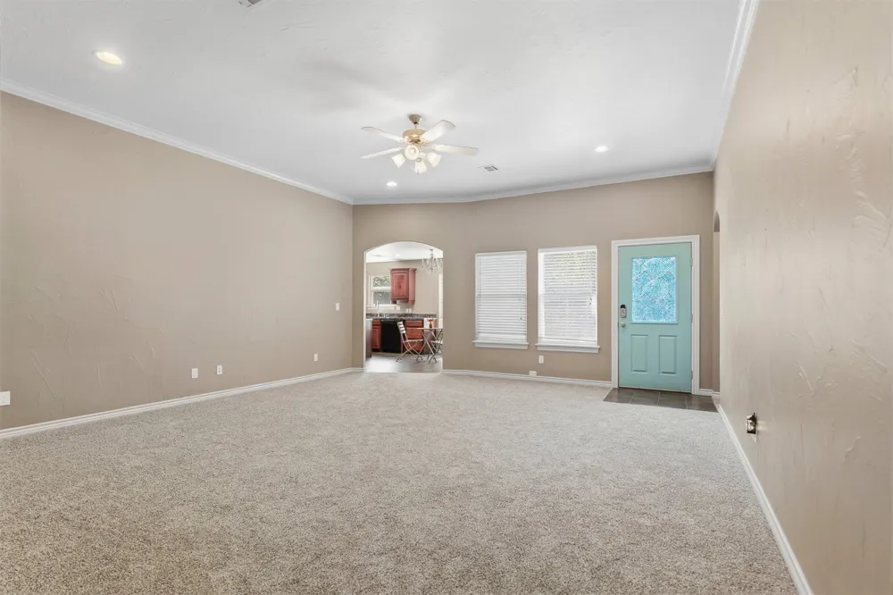 4702 Lake Shore Drive Ardmore, OK 73401