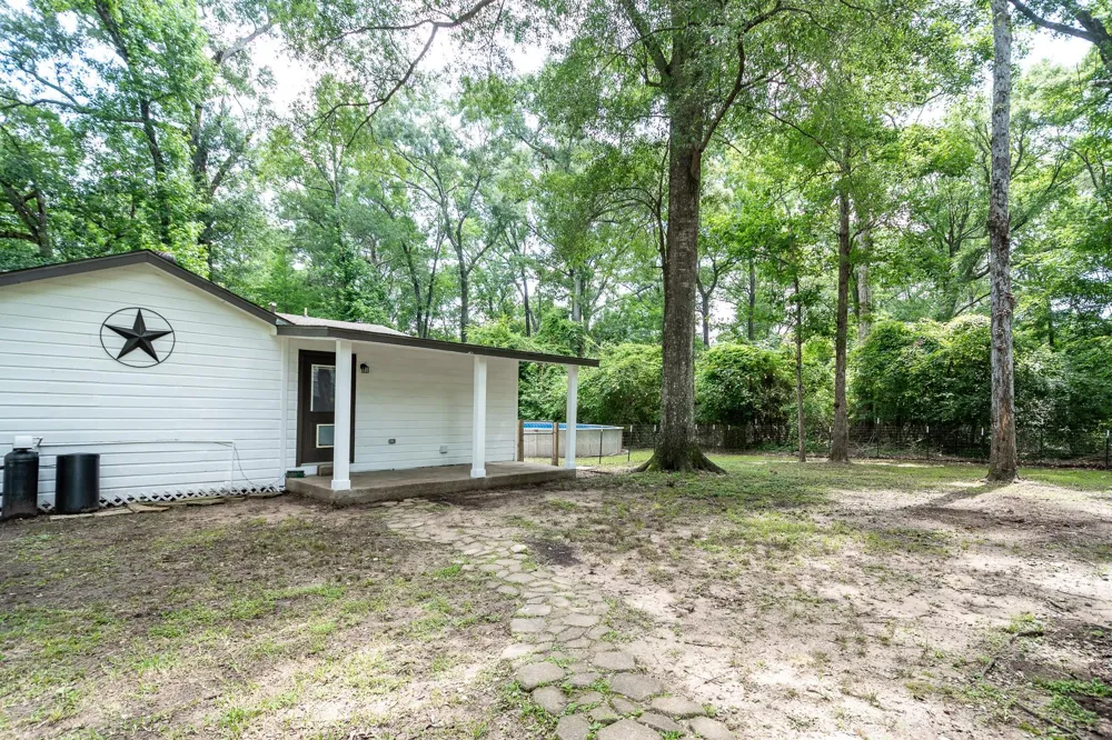168 Bush Street Livingston, TX 77351