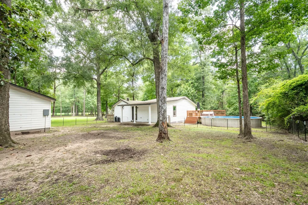 168 Bush Street Livingston, TX 77351