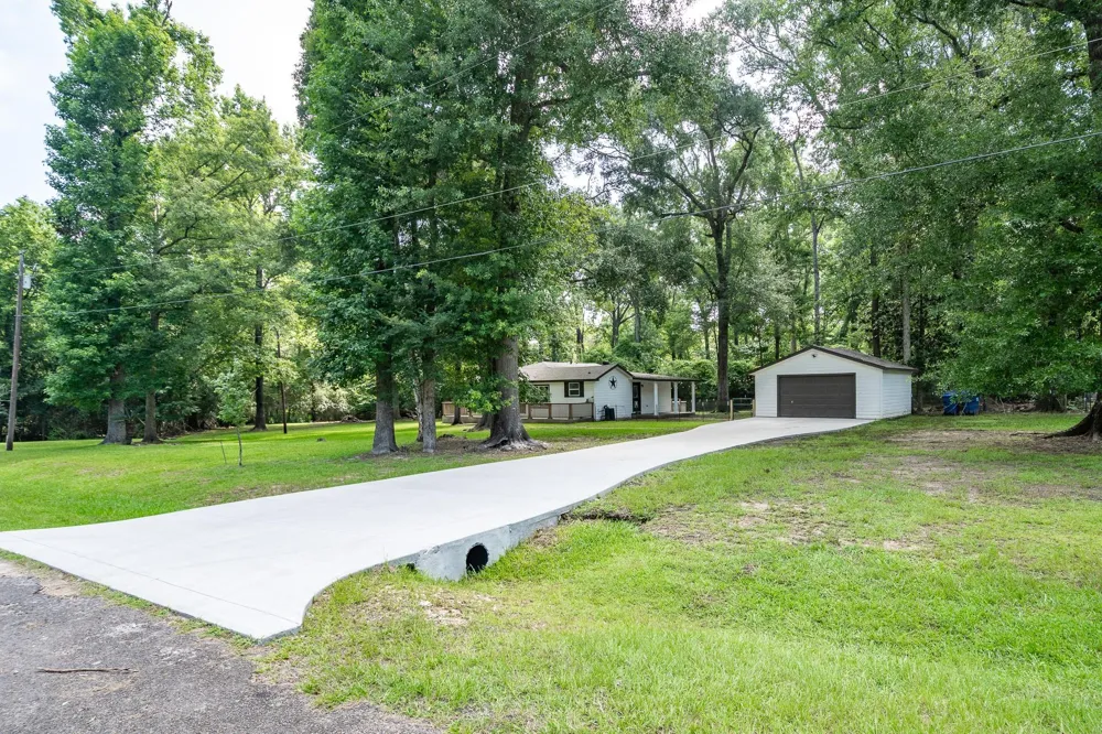 168 Bush Street Livingston, TX 77351