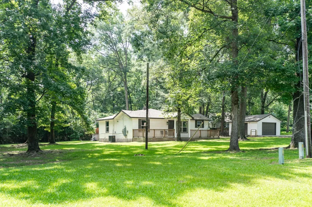 168 Bush Street Livingston, TX 77351