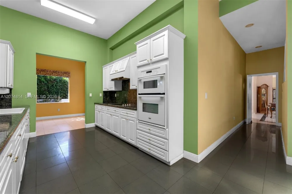 501 Bay Lane Key Biscayne, FL 33149