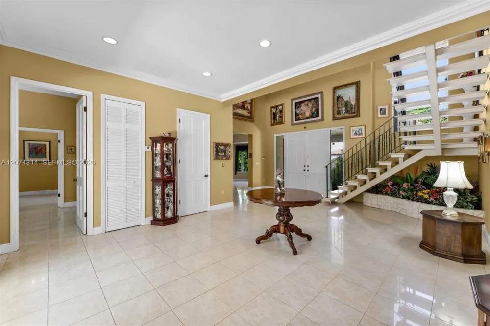 501 Bay Lane Key Biscayne, FL 33149