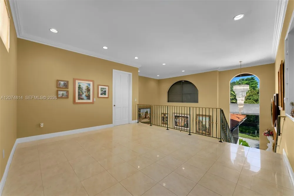 501 Bay Lane Key Biscayne, FL 33149