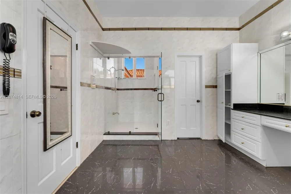 501 Bay Lane Key Biscayne, FL 33149