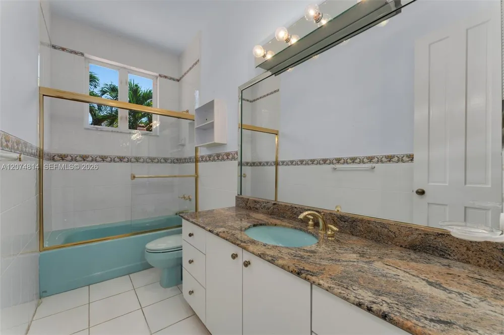 501 Bay Lane Key Biscayne, FL 33149