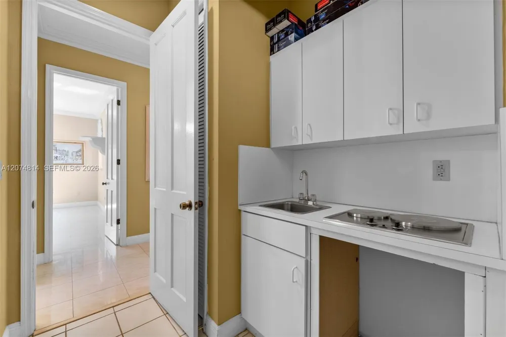501 Bay Lane Key Biscayne, FL 33149