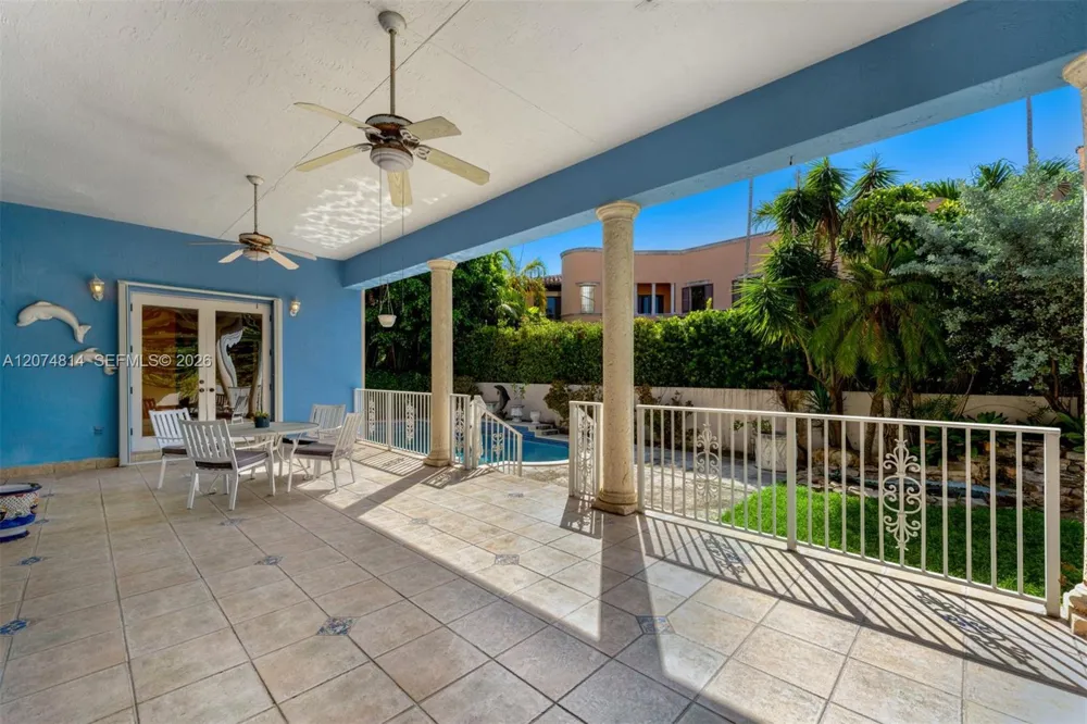 501 Bay Lane Key Biscayne, FL 33149