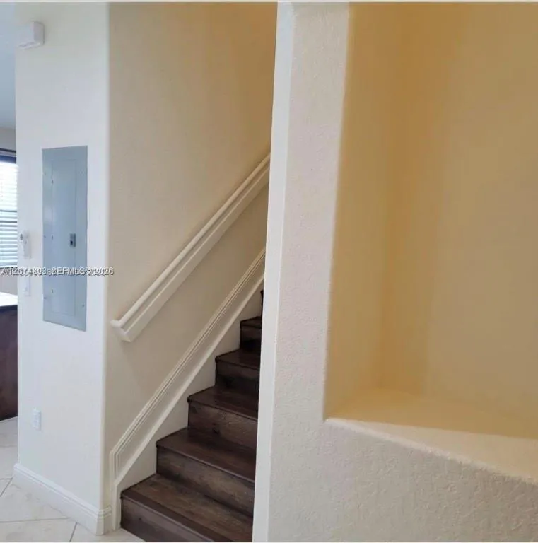 2851 W Prospect Rd #1006 Tamarac, FL 33309