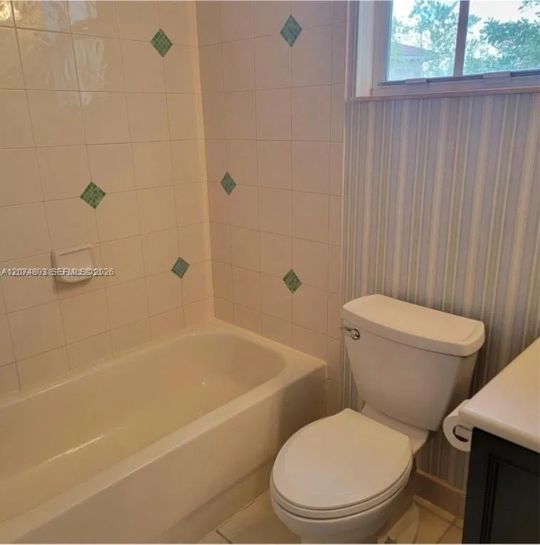2851 W Prospect Rd #1006 Tamarac, FL 33309