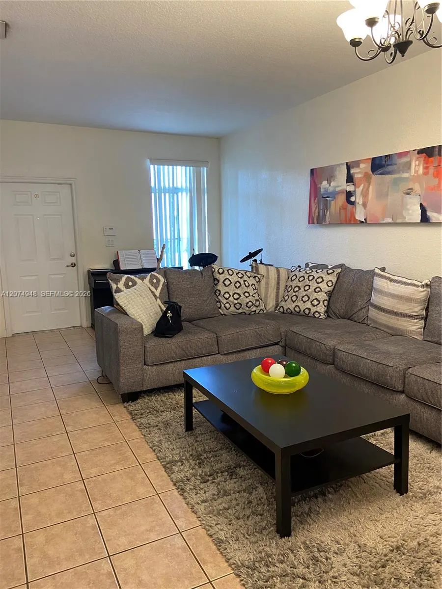 11236 NW 56th St Doral, FL 33178