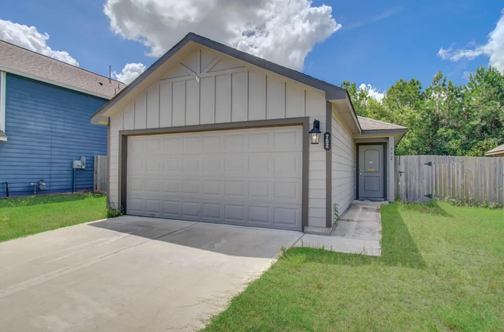 752 Road 5138 Cleveland, TX 77327