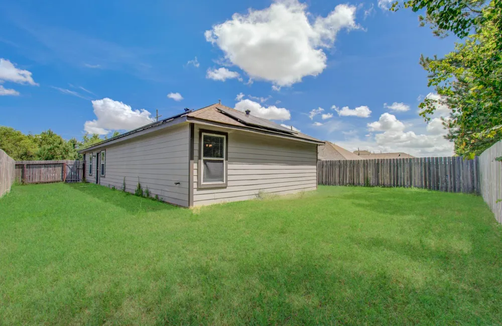752 Road 5138 Cleveland, TX 77327