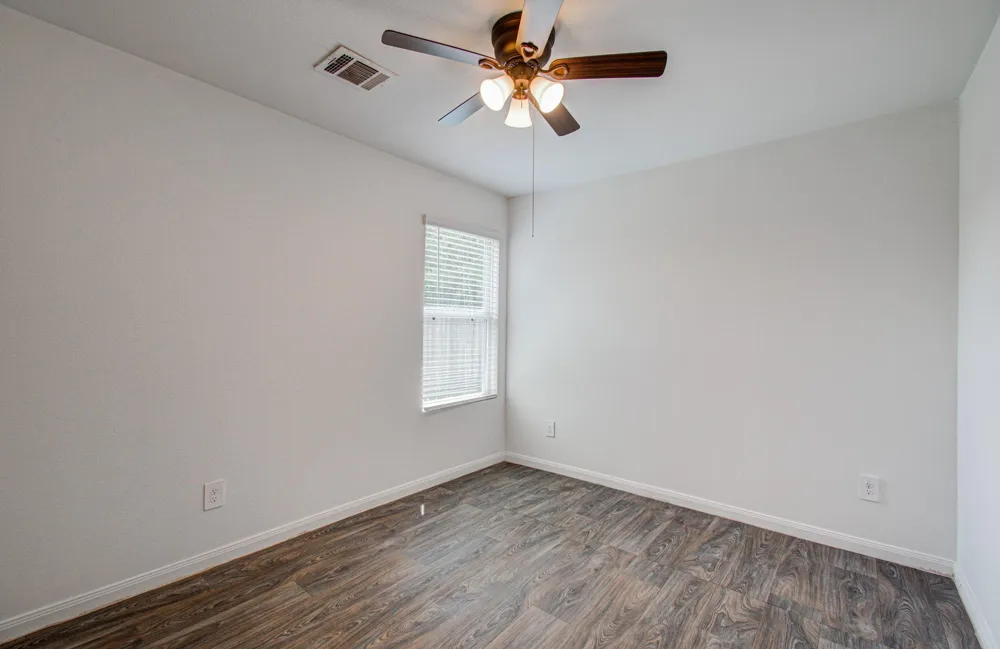 752 Road 5138 Cleveland, TX 77327