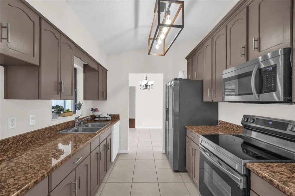 5165 FORMBY DRIVE Orlando, FL 32812