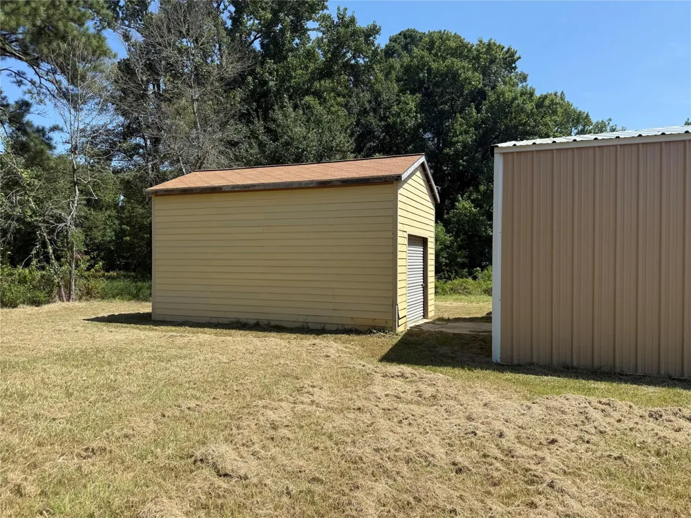 1331 Us Highway 190 W Oakhurst, TX 77359
