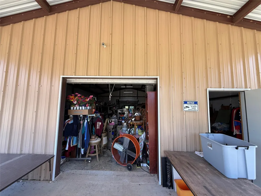 1331 Us Highway 190 W Oakhurst, TX 77359