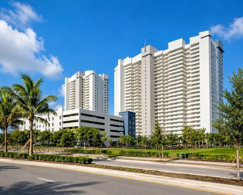 14951 ROYAL OAKS LN #1601 North Miami, FL 33181