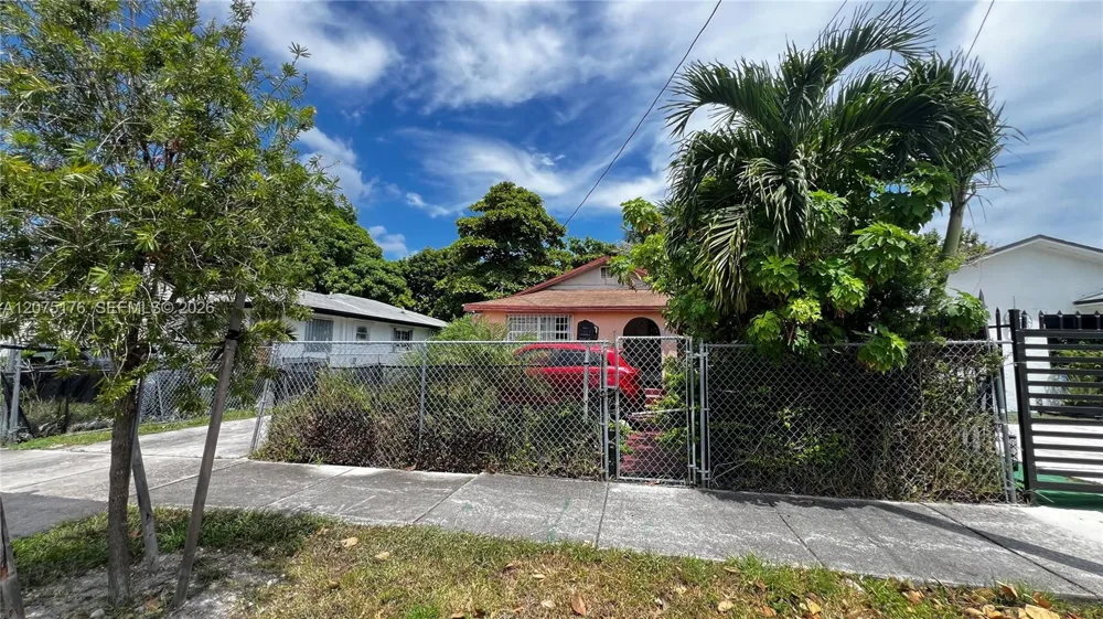 1135 NW 65th St Miami, FL 33150