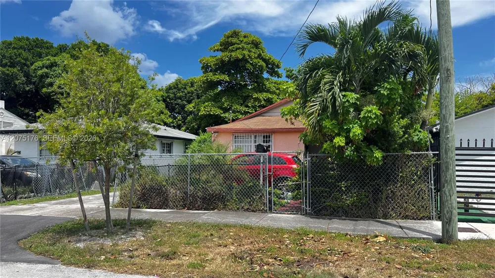 1135 NW 65th St Miami, FL 33150