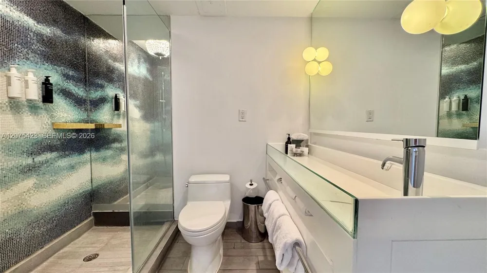 1100 West Ave #812 Miami Beach, FL 33139