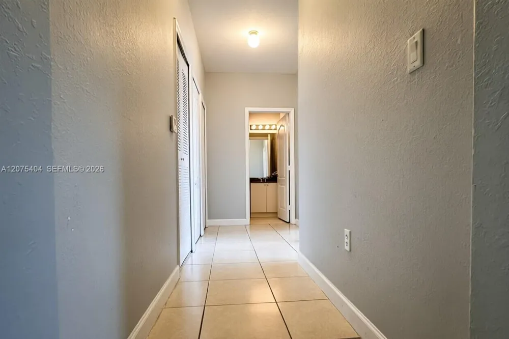2908 SE 17th Ave #202 Homestead, FL 33035