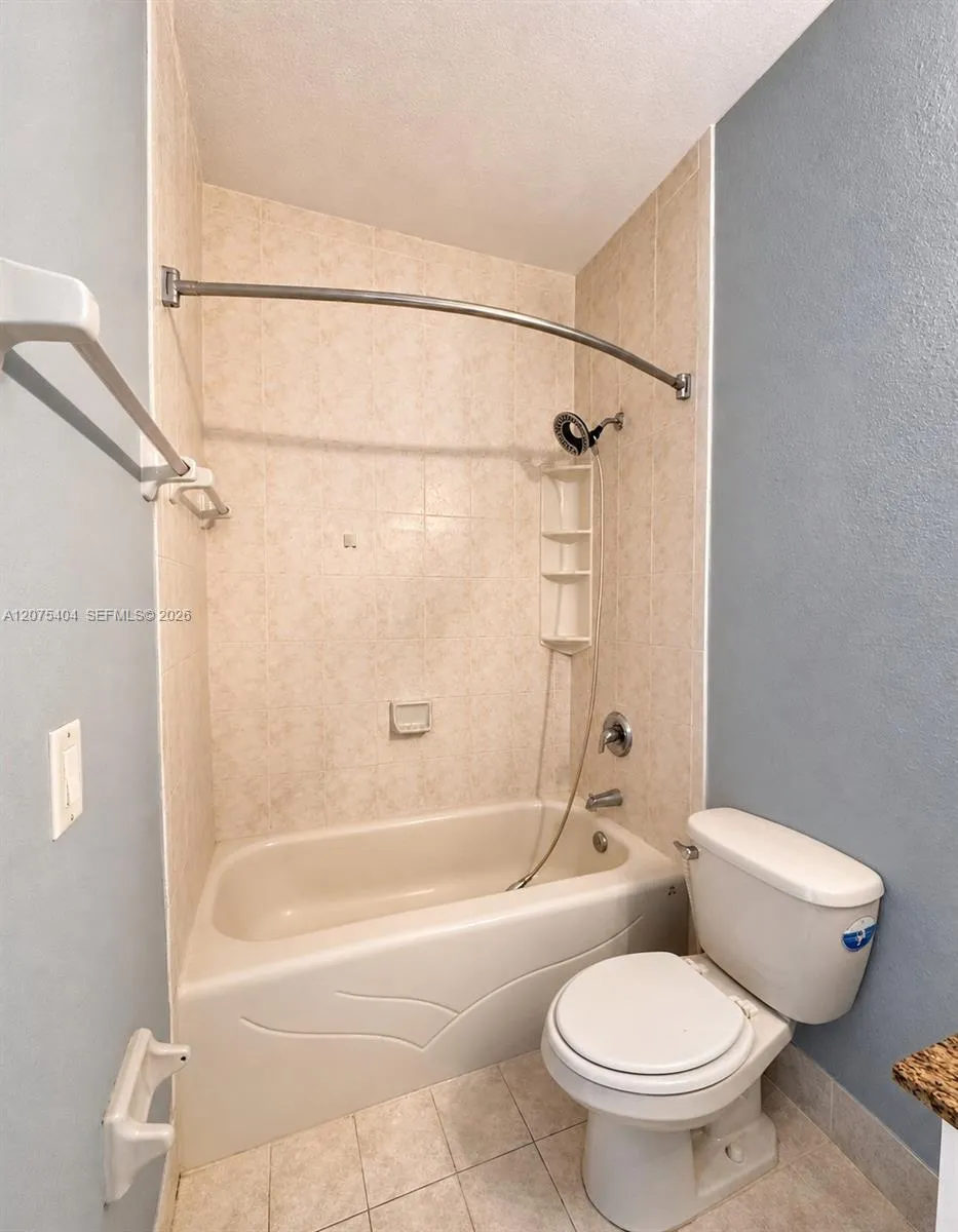 2908 SE 17th Ave #202 Homestead, FL 33035