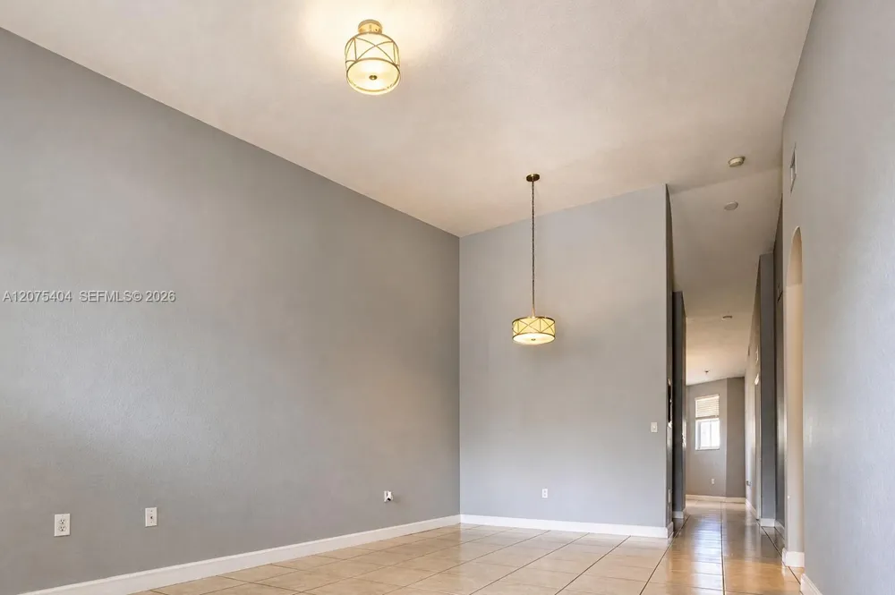 2908 SE 17th Ave #202 Homestead, FL 33035