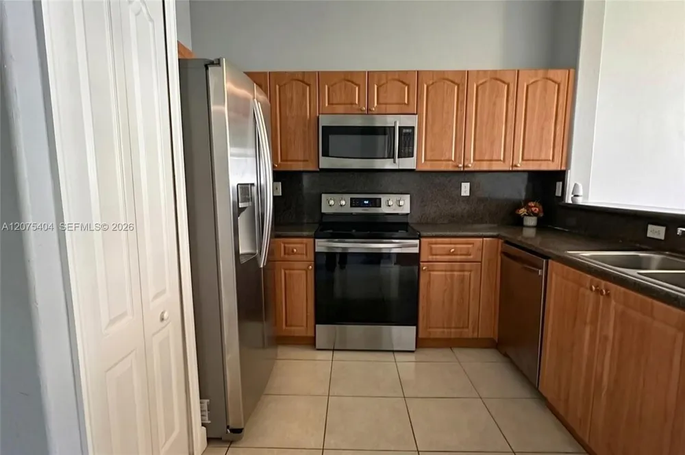 2908 SE 17th Ave #202 Homestead, FL 33035