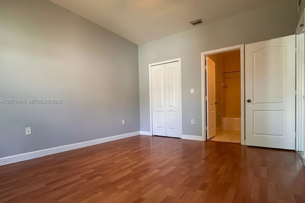 2908 SE 17th Ave #202 Homestead, FL 33035