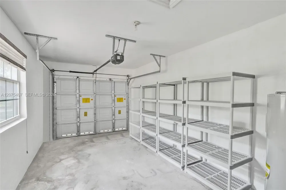 4114 Sapphire St Weston, FL 33331