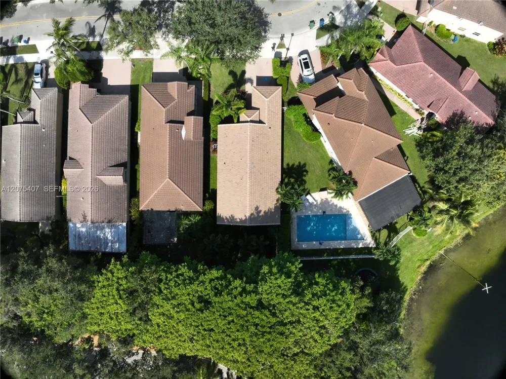 4114 Sapphire St Weston, FL 33331
