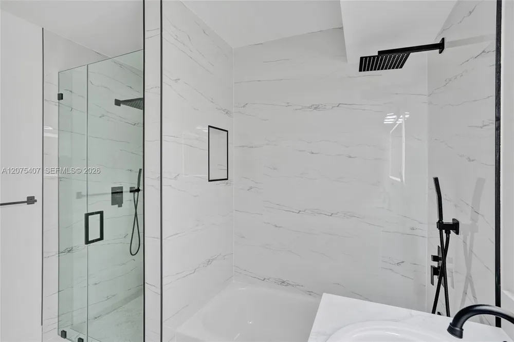 4114 Sapphire St Weston, FL 33331
