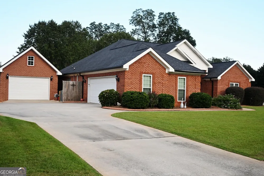 102 Starky PL Warner Robins, GA 31088