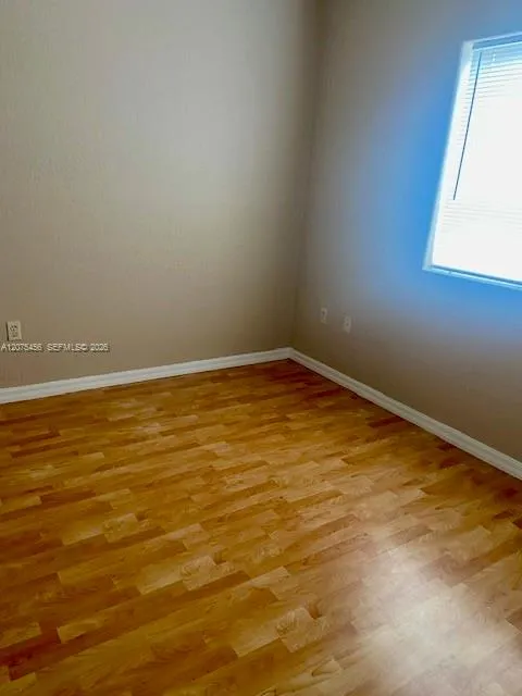 7231 NW 174 ter #202 Hialeah, FL 33015