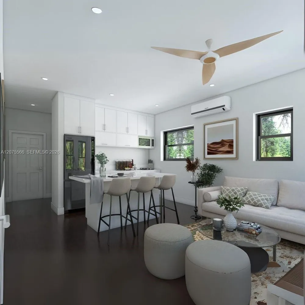 1020 SW 2nd St Miami, FL 33130