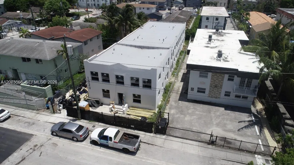 1020 SW 2nd St Miami, FL 33130
