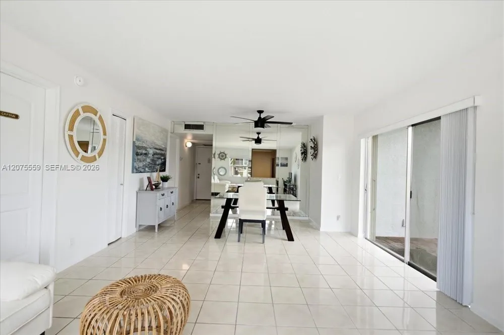 3105 NE 28th St #1B Fort Lauderdale, FL 33308