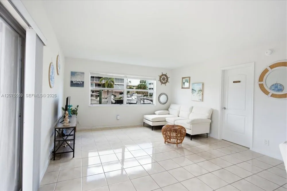 3105 NE 28th St #1B Fort Lauderdale, FL 33308