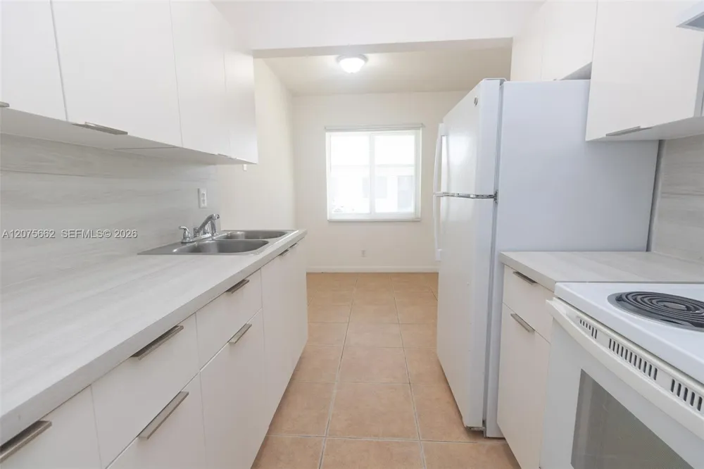 831 NW 1st Ave #2 Fort Lauderdale, FL 33311