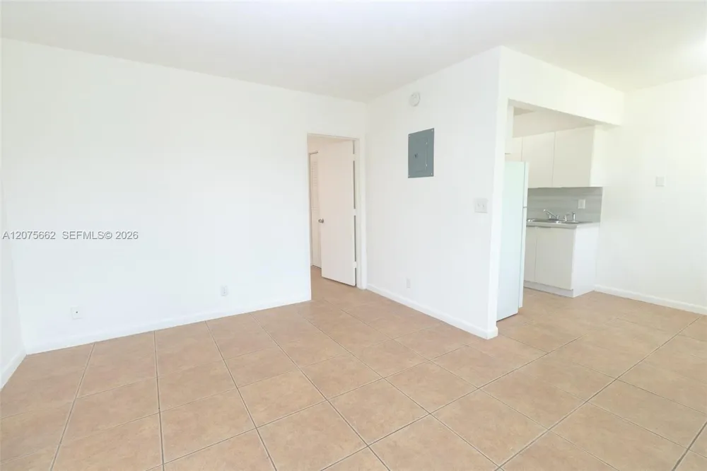 831 NW 1st Ave #2 Fort Lauderdale, FL 33311