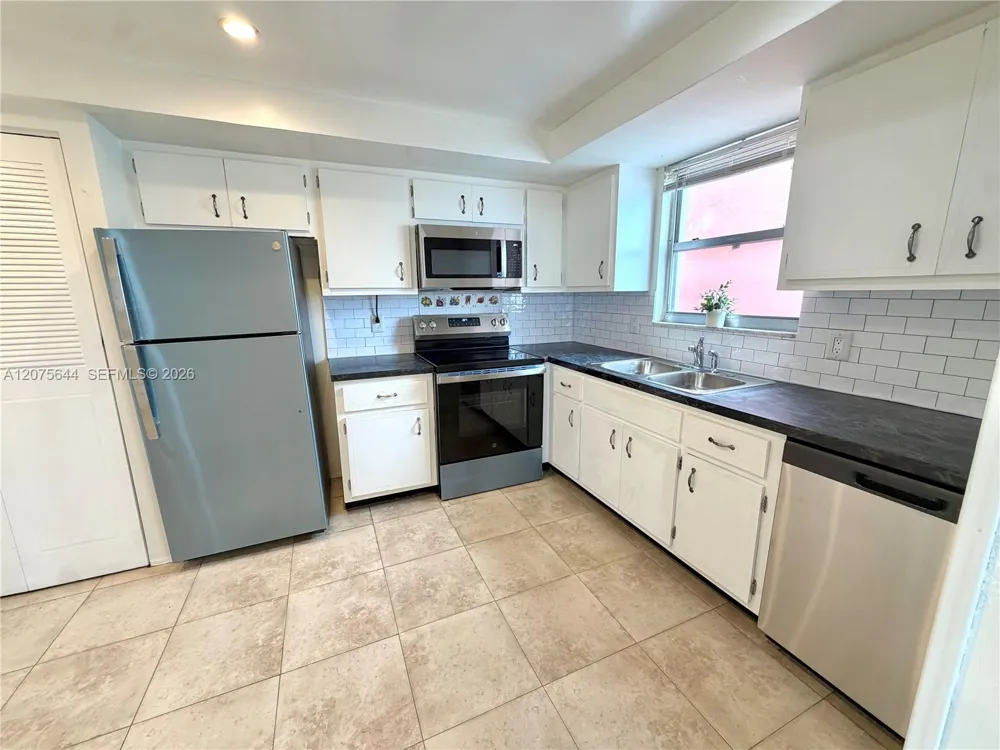 1351 NE Miami Gardens Dr #626E Miami, FL 33179