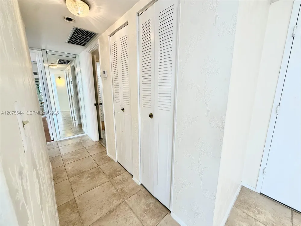 1351 NE Miami Gardens Dr #626E Miami, FL 33179