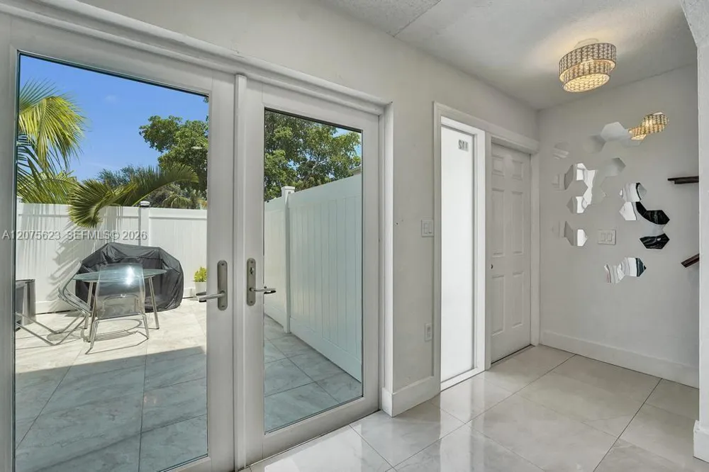 3000 NW 5th Ter #112 Pompano Beach, FL 33064