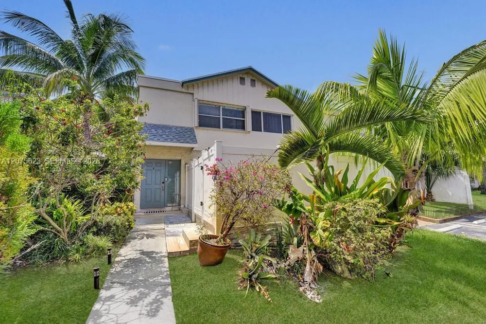 3000 NW 5th Ter #112 Pompano Beach, FL 33064