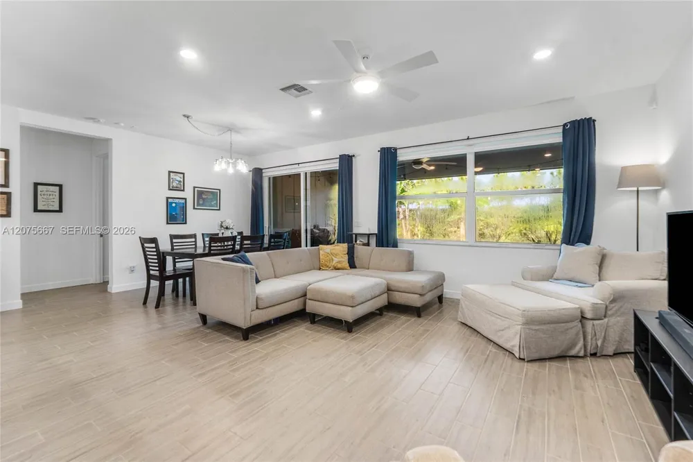 1393 Wandering Willow Way Loxahatchee, FL 33470
