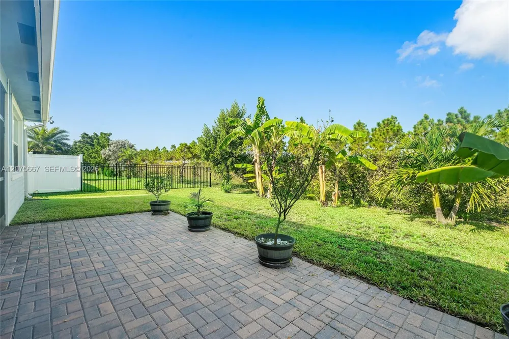 1393 Wandering Willow Way Loxahatchee, FL 33470