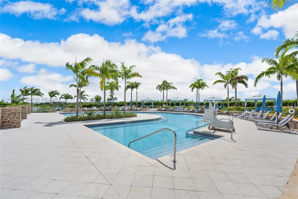 1393 Wandering Willow Way Loxahatchee, FL 33470